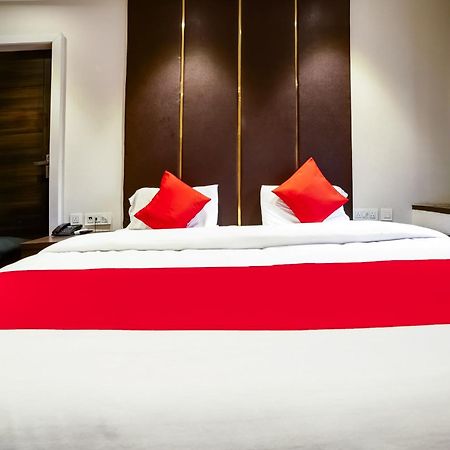 Hotel O Beone Hotels And Pg New Delhi Exterior photo