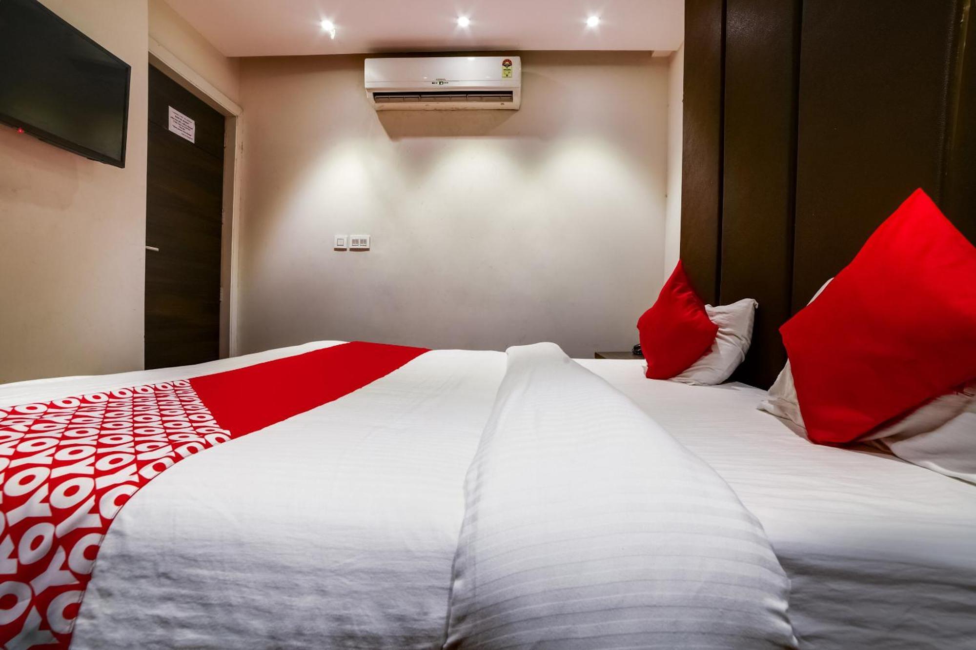 Hotel O Beone Hotels And Pg New Delhi Exterior photo