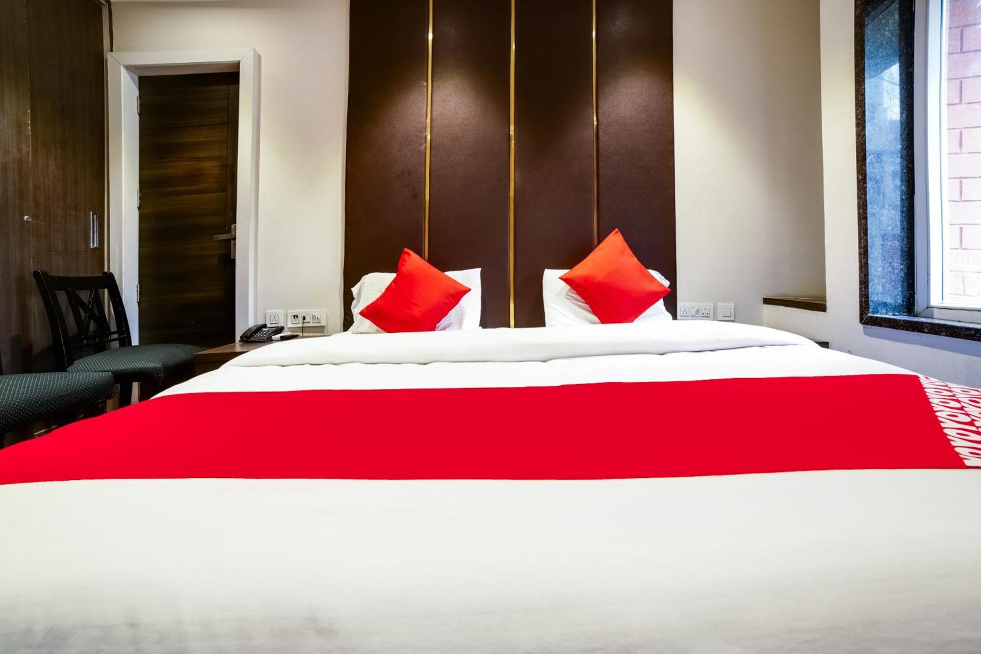 Hotel O Beone Hotels And Pg New Delhi Exterior photo